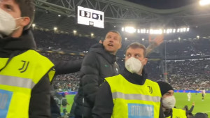 Gdje će ko na Bosanca? "Ustani ako imaš mu*a"