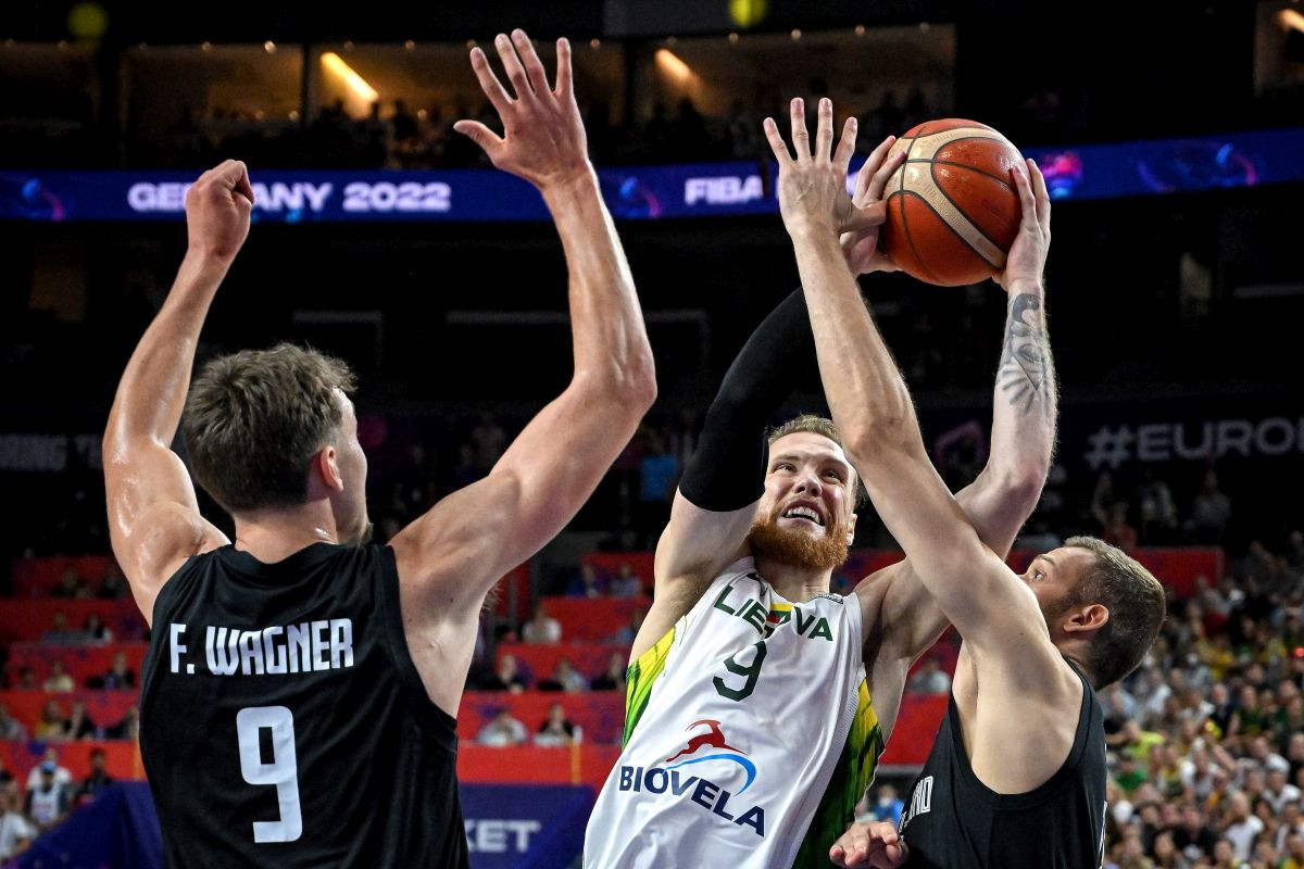 FIBA se bruka: Posljednjim potezom priznala je da je "pogurala" Njemačku do pobjede
