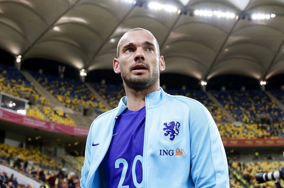 Navijači ga mole da se vrati fudbalu, Wesley Sneijder razmišlja o prekidu penzije?
