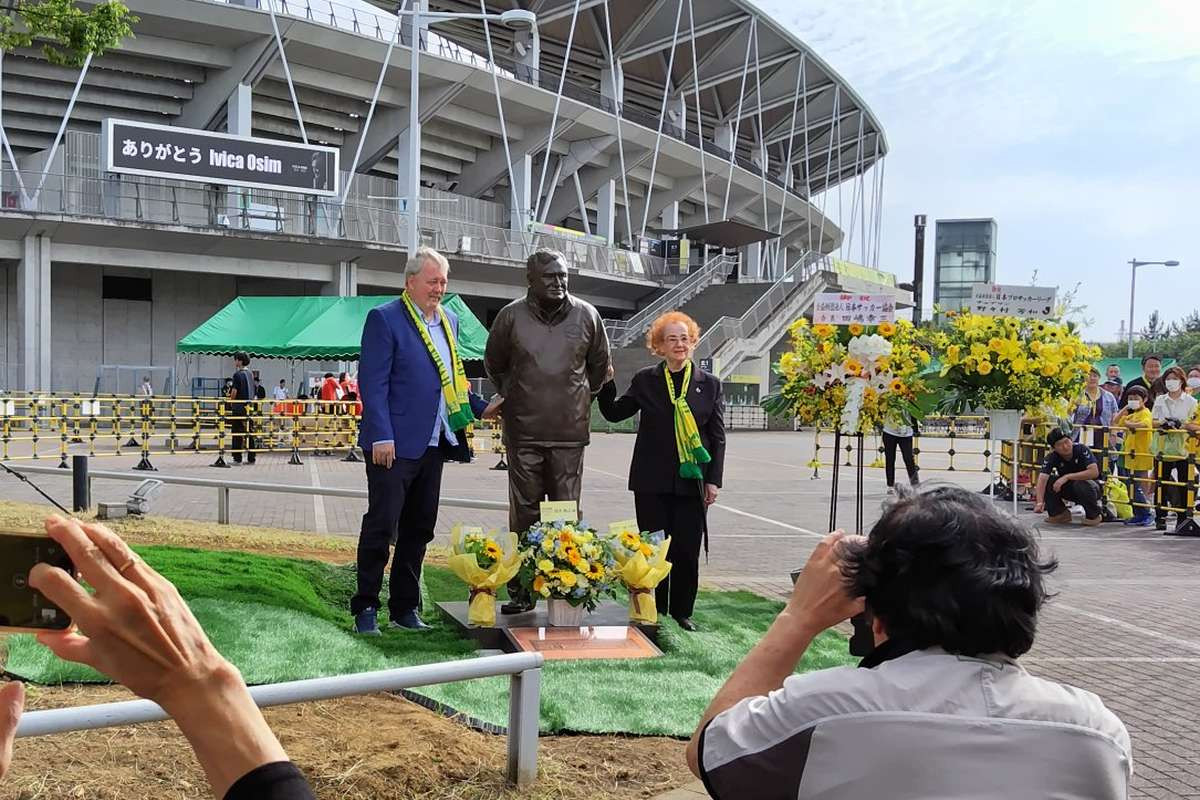 Čuveni Ivica Osim dobio statuu u Japanu