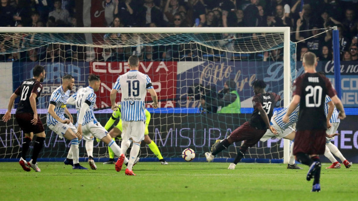 Fudbaler Milana blokiran, Rossoneri ne žele da pošalju avion