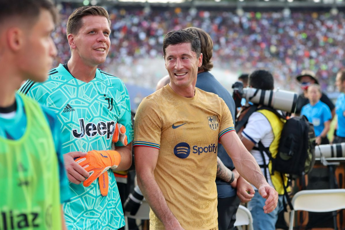 Lewandowski izabrao legendu Reala ispred Xavija, navijači su ga odmah "razapeli" Lewandowski izabrao legendu Reala ispred Xavija, navijači su ga odmah "razapeli"
