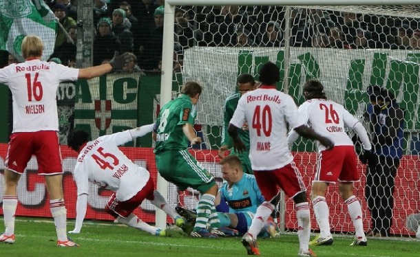 Šest golova u austrijskom derbiju, Grahovac nije igrao