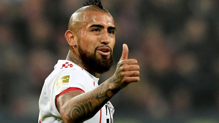 Arturo Vidal novi igrač Barcelone!