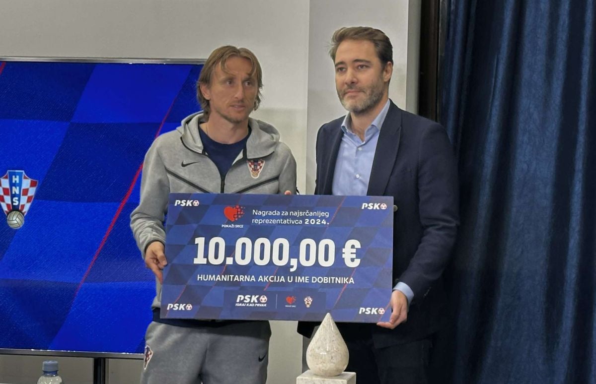 Luka Modrić dobio novo priznanje i ček od 10.000 eura, već se zna šta će  uraditi s novcem - SportSport.ba