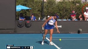 Veliki skandal na Australian Openu, zabranjena zastava uredno postavljena pokraj terena