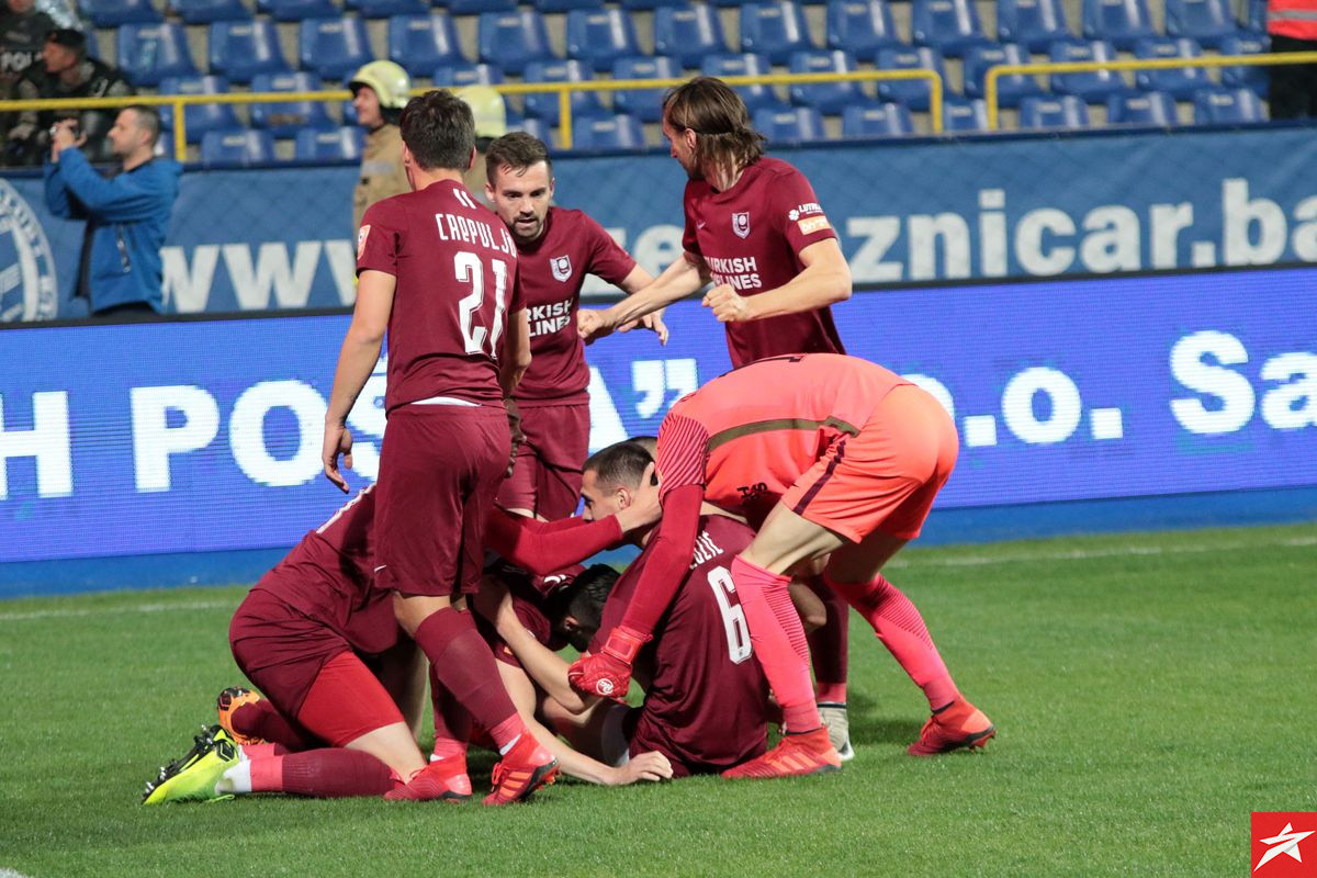 Šampionski ples FK Sarajevo na Grbavici: Bordo tim ponizio Plave!