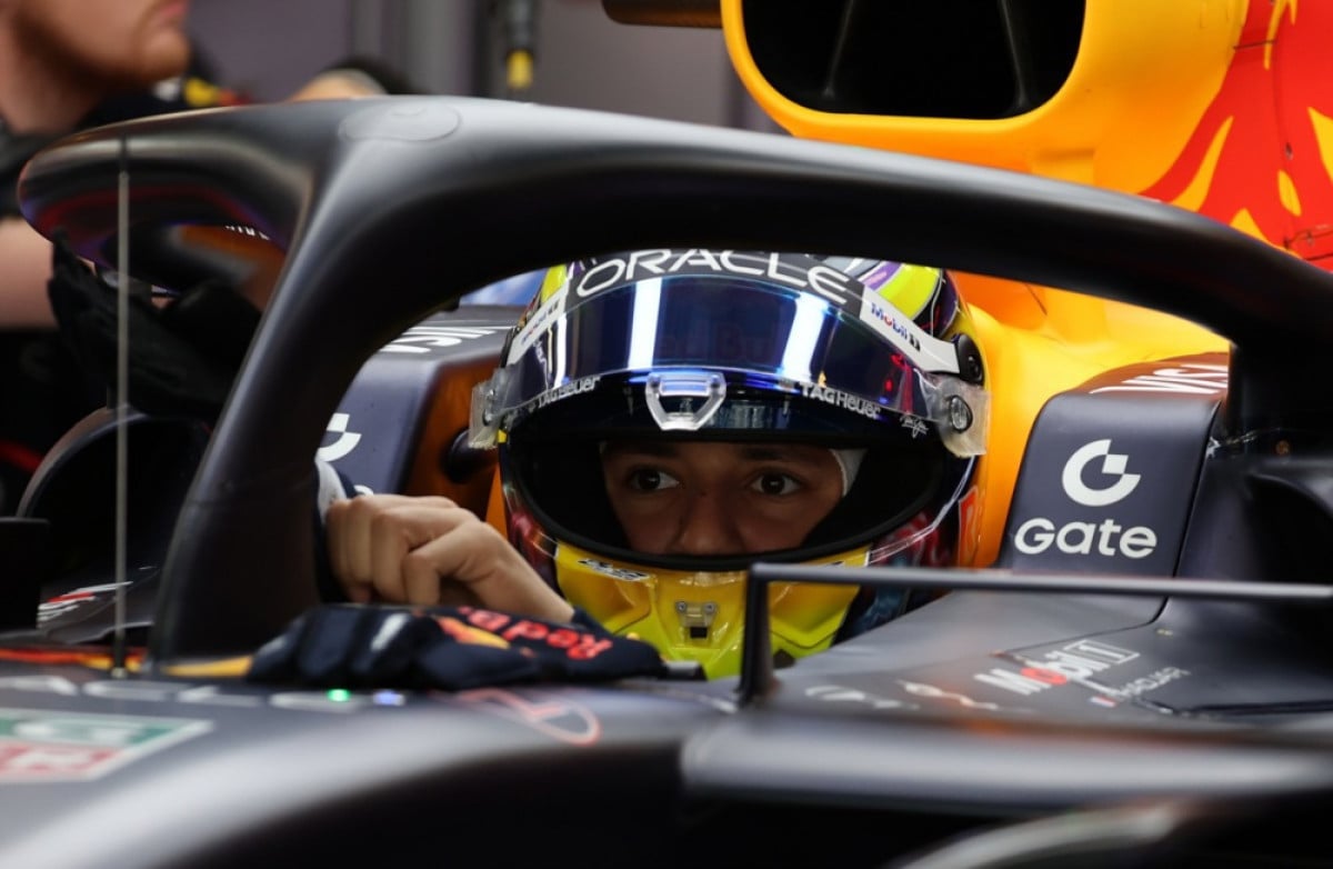 Hadjar poslao jasnu poruku Red Bullu nakon prvog dana u RB21