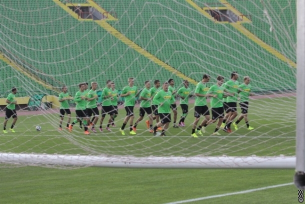 Fudbaleri Borussije testirali koševski travnjak