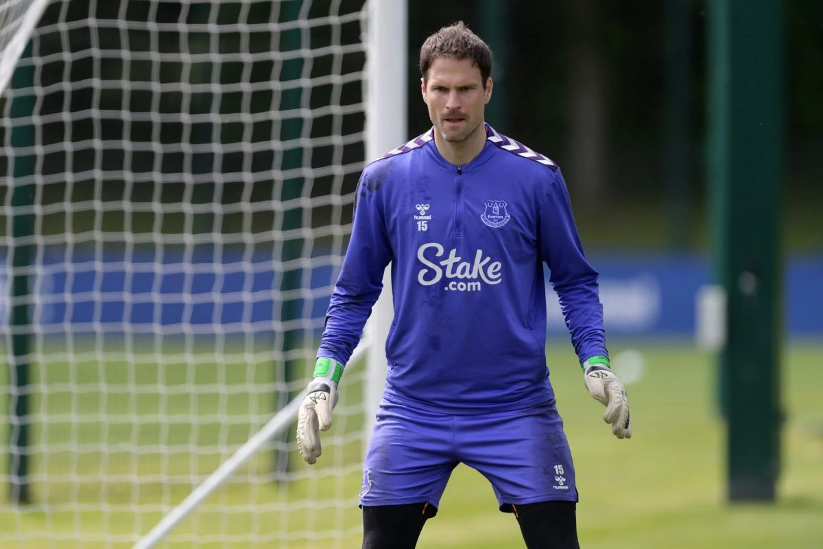 Novi zvučni transfer: Asmir Begović opet u najjačoj ligi svijeta!