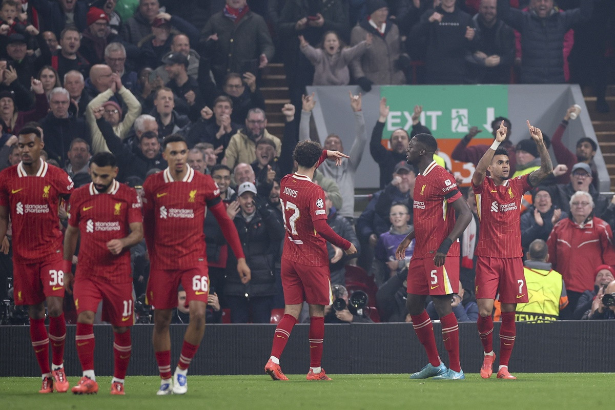 Dolazi kraj jedne ere - Zvijezda Liverpoola pakuje kofere, naredna stanica je Barcelona? Dolazi kraj jedne ere - Zvijezda Liverpoola pakuje kofere, naredna stanica je Barcelona?