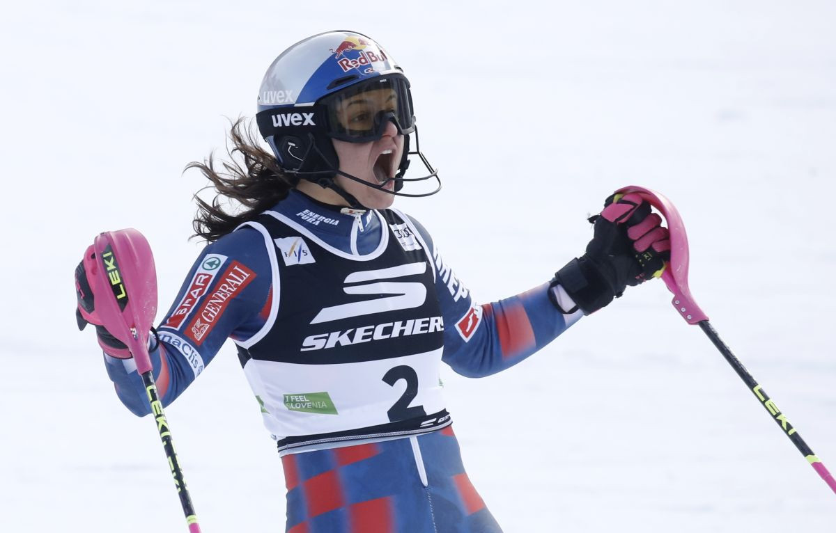 Zrinka Ljutić oduševila Hrvatsku pobjedom u Kranjskoj, ali takvu poruku Dinama malo ko je očekivao Zrinka Ljutić oduševila Hrvatsku pobjedom u Kranjskoj, ali takvu poruku Dinama malo ko je očekivao