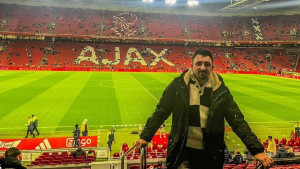Gdje je bivši trener Željezničara: Bašić sinoć gledao Ajax, obradovao se i 'posebnoj' posjeti