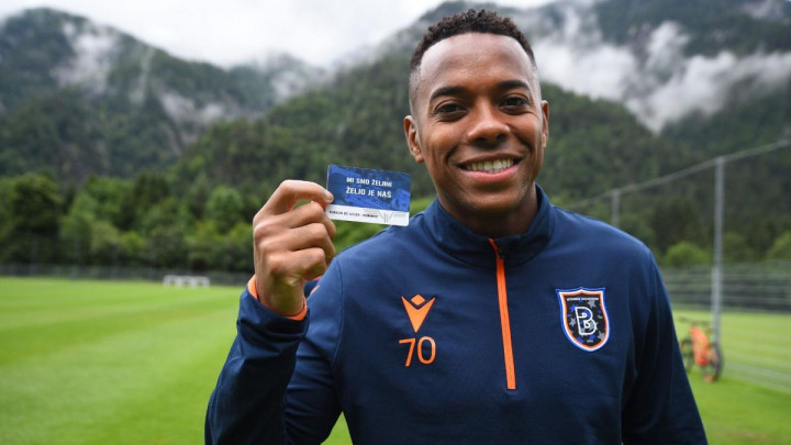 Robinho i Arda Turan postali članovi FK Željezničar!