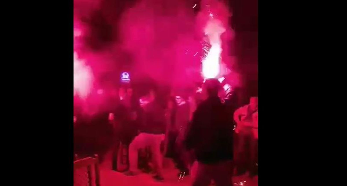 Bakljada i vatromet u Brezi u čast FK Željezničar Bakljada i vatromet u Brezi u čast FK Željezničar