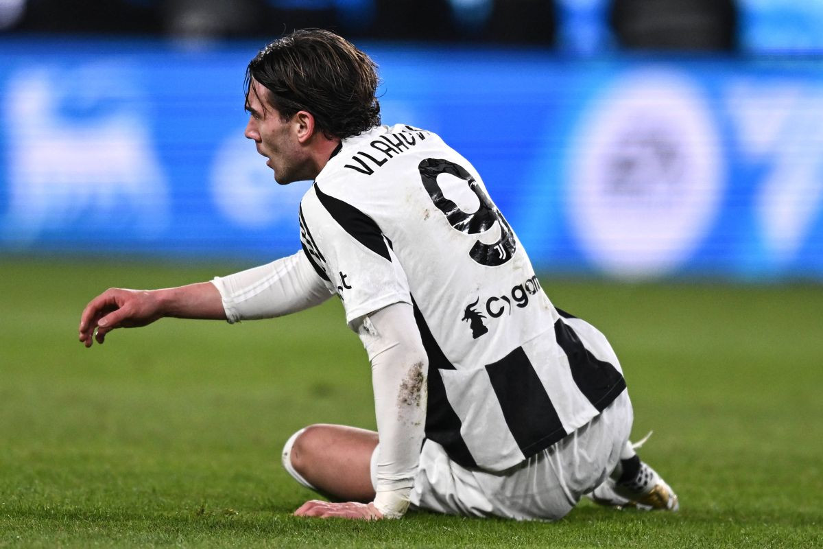 Dušan Vlahović odlazi kao totalni promašaj - Juventus u pregovorima s velikanom! Dušan Vlahović odlazi kao totalni promašaj - Juventus u pregovorima s velikanom!