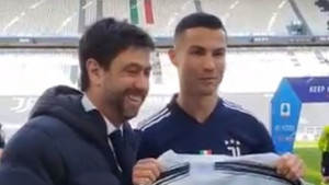 Ronaldo od predsjednika Juventusa dobio poseban dres, a natpis na njemu sve govori