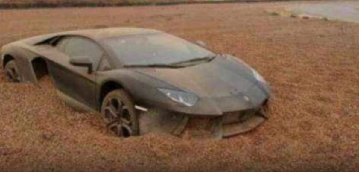 Fotografijom prljavog Lamborghinija zvijezda Intera poslala jasnu poruku