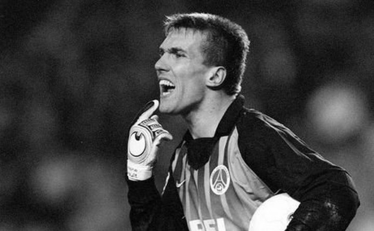 Francuska u šoku: Preminuo bivši golman PSG-a, uzrok smrti još uvijek nepoznat Francuska u šoku: Preminuo bivši golman PSG-a, uzrok smrti još uvijek nepoznat