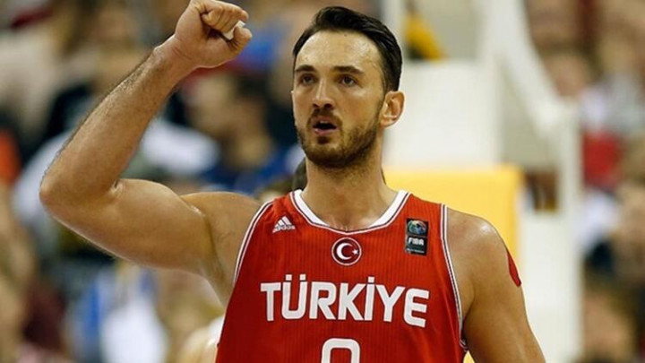Semih Erden u Karsyaki