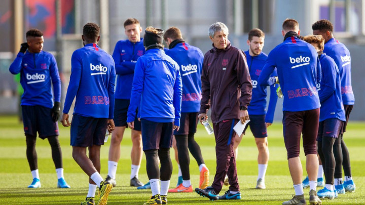 Setien sutra debituje na klupi Barcelone i odmah je spremio veliko iznenađenje u sastavu