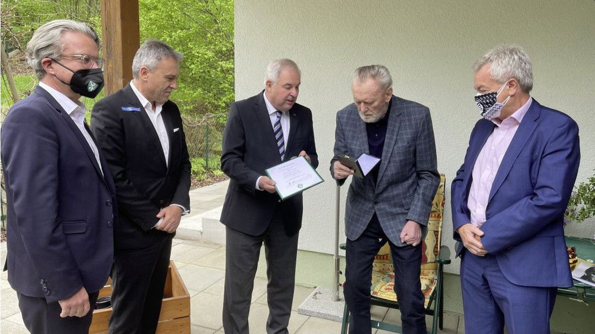 Delegacija Štajerske posjetila Osima, do izražaja ponovo došla Štrausova skromnost Delegacija Štajerske posjetila Osima, do izražaja ponovo došla Štrausova skromnost