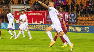Juričić šou u Armeniji: Tri pogotka bivšeg napadača Željezničara u velikom derbiju