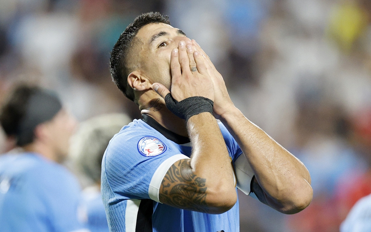 Luis Suarez spasio ljudski život: Odgovorio nepoznatog čovjeka od samoubistva Luis Suarez spasio ljudski život: Odgovorio nepoznatog čovjeka od samoubistva