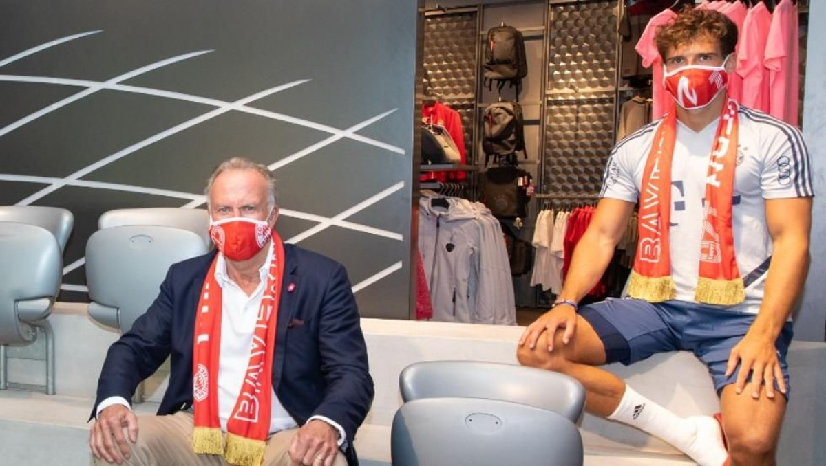 Bayern pustio u prodaju posebno dizajnirane zaštitne maske i oborio sve rekorde