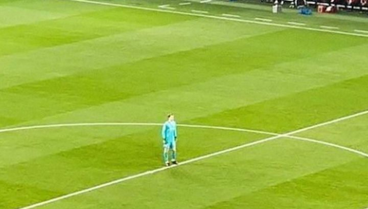 Fotografija Manuela Neuera sa sinoćnje utakmice obišla svijet