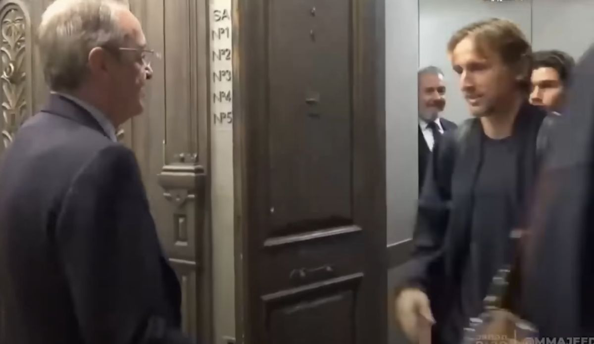 Florentino Perez uletio u svlačionicu Reala i odmah se uputio ka Luki Modriću: "Ti si..."