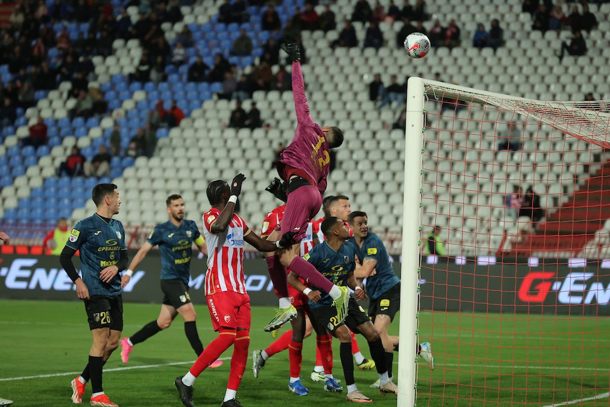 Crvena zvezda ima čudovište od fudbalera: Večeras je cijela Srbija shvatila ko je Andrija Maksimović Crvena zvezda ima čudovište od fudbalera: Večeras je cijela Srbija shvatila ko je Andrija Maksimović