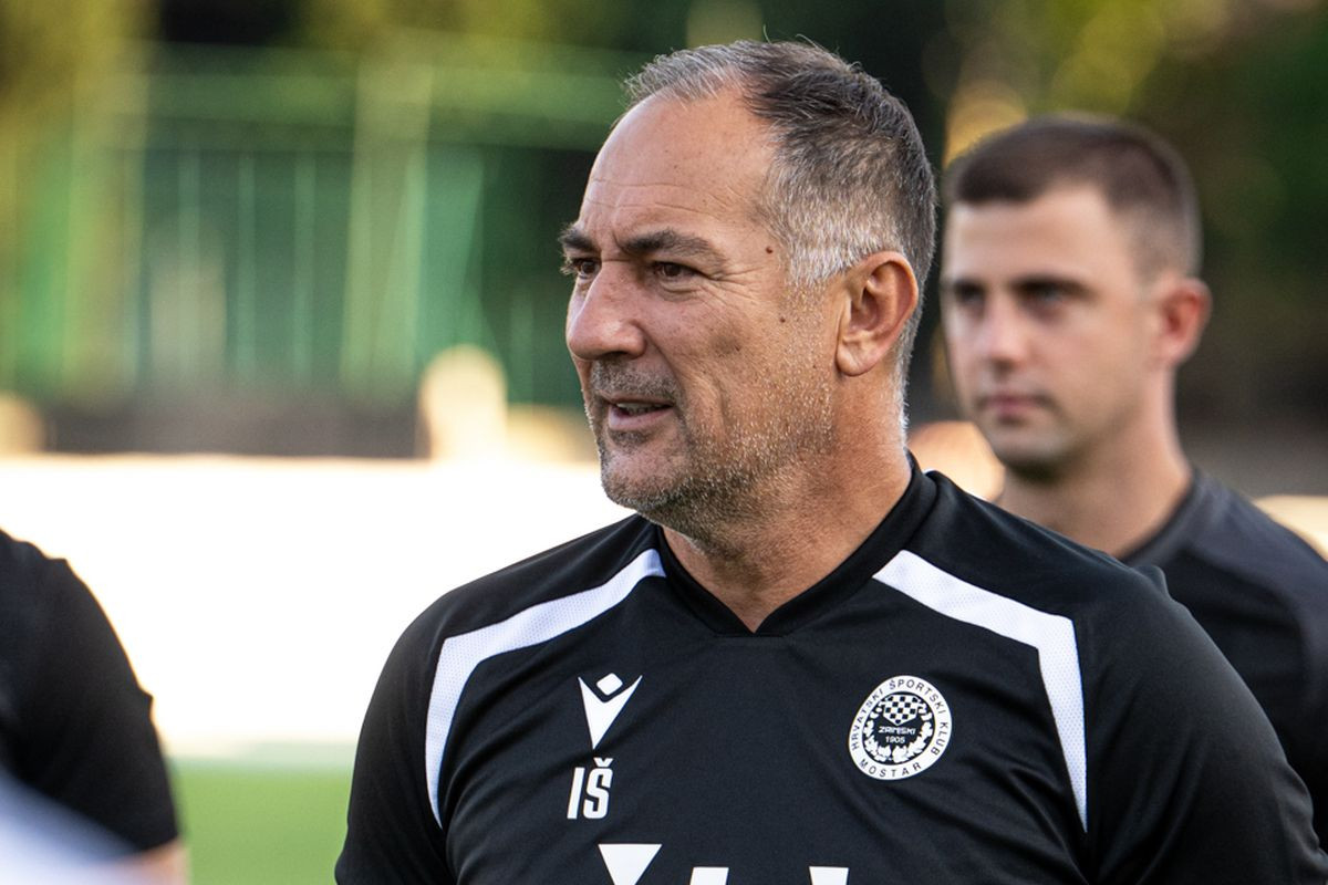 Igor Štimac odabrao početnih jedanaest za duel sa Utrechtom Igor Štimac odabrao početnih jedanaest za duel sa Utrechtom