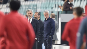 Mourinho dobio žestoke uvrede od navijača Juventusa, a onda je digao tri prsta i sve ih utišao