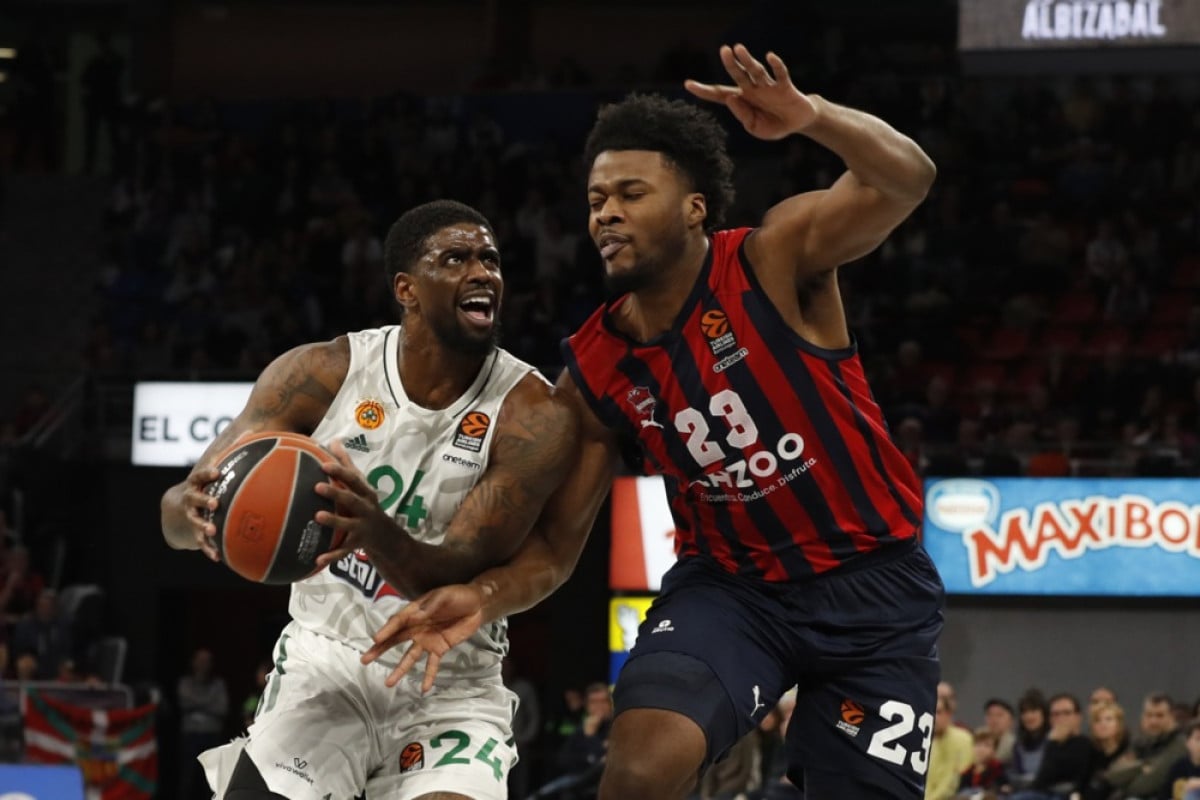 Dwayne Bacon novo veliko ime u Dubaiju: Pridružio se Musi i Kamenjašu Dwayne Bacon novo veliko ime u Dubaiju: Pridružio se Musi i Kamenjašu