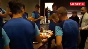 Reprezentativac BiH proslavio rođendan u Engleskoj, čestitke stigle i od protivnika