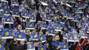 Roditelji dobili otkaz jer im je sin izabrao Kosovo