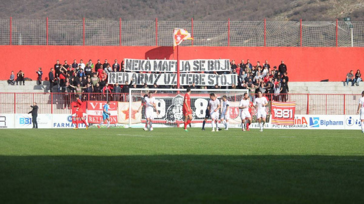 Velež vodi, Red Army poručio: "Neka mafija se boji..."