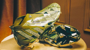 Adidas predstavio kopačke s Swarovski kristalima koje su "poništile" konkurenciju