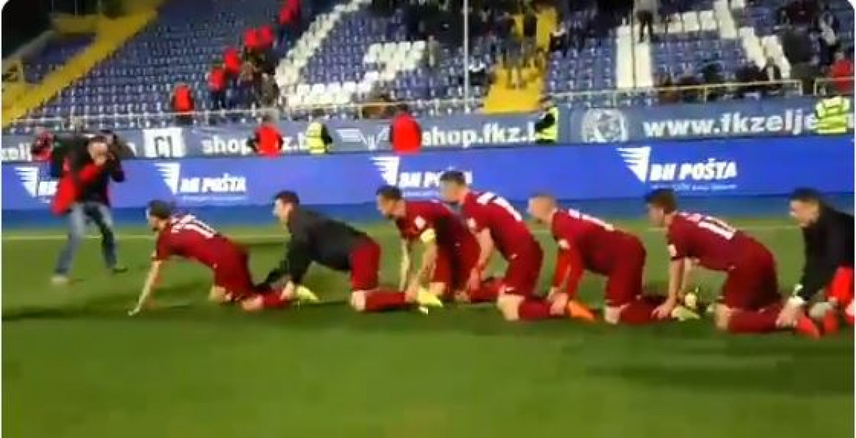 Bordo voz za pobjednički ples na Grbavici Bordo voz za pobjednički ples na Grbavici