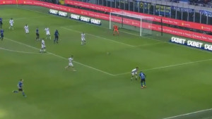 Ni VAR nije pokvario sjajan početak Ashleyja Younga u Interu