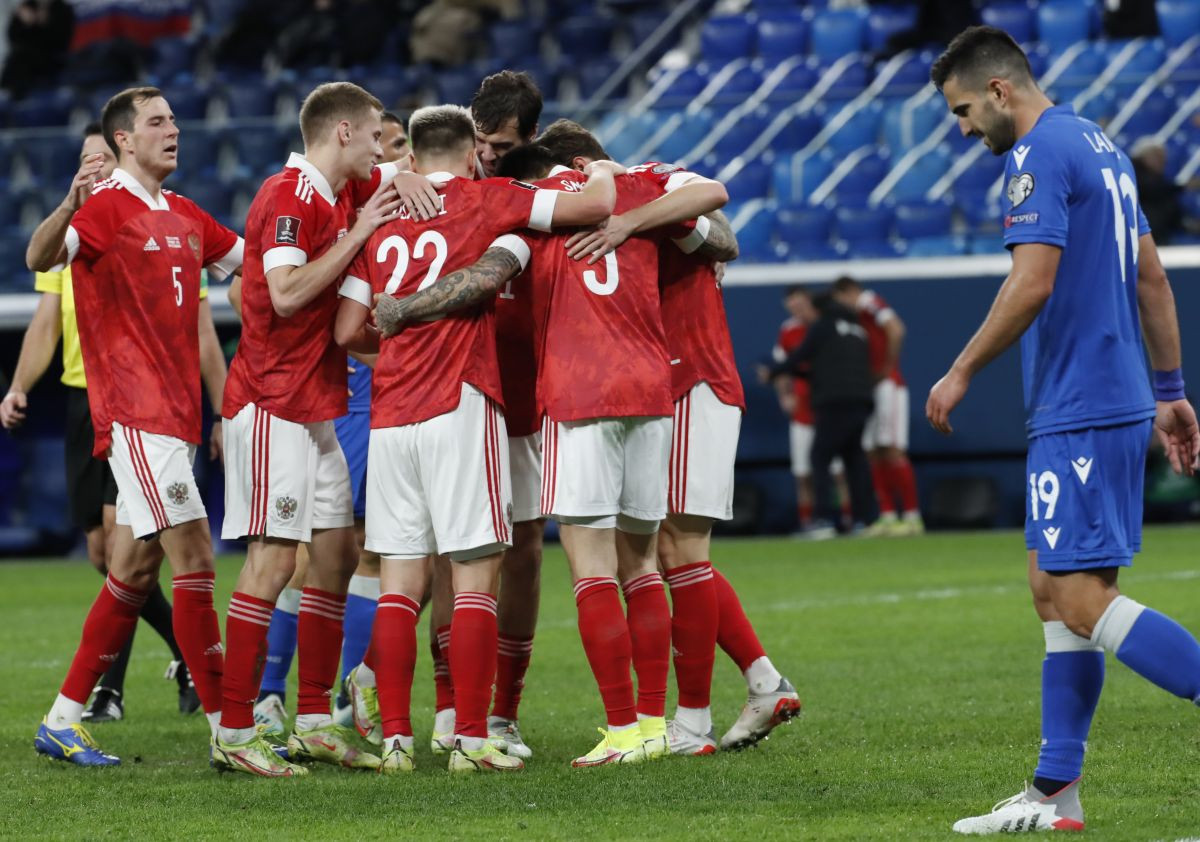 Pronašli su fudbalsku raju: Ove četiri reprezentacije su pristale da igraju protiv Rusije Pronašli su fudbalsku raju: Ove četiri reprezentacije su pristale da igraju protiv Rusije