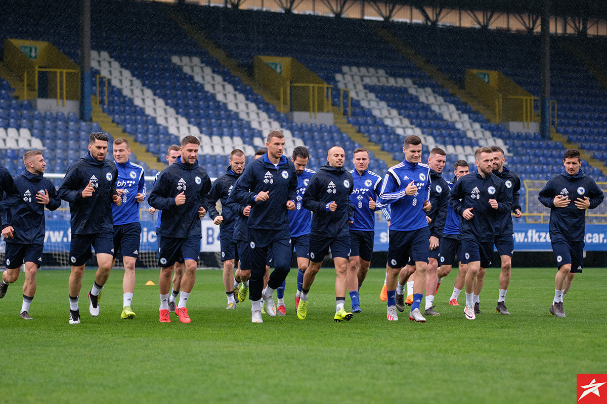 Zmajevi odradili trening na Grbavici Zmajevi odradili trening na Grbavici