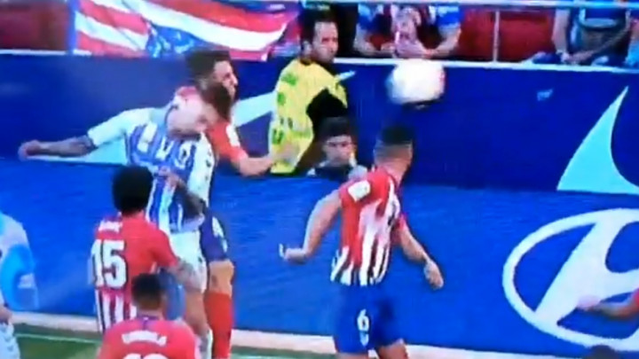 Glavni sudija je danas poklonio pobjedu Atleticu i teško oštetio Valladolid
