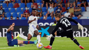 Najluđa utakmica godine: Šest golova, igrač na golu Levantea i remi protiv Real Madrida