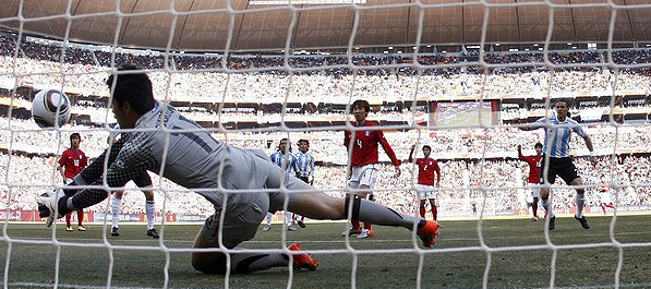 Maradona sprema sedam izmjena Maradona sprema sedam izmjena