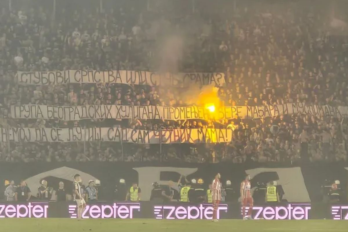 Zastrašujuća poruka iz Beograda: "Mađari, muslimani, nemoj da se ljutiš sad sam..." Zastrašujuća poruka iz Beograda: "Mađari, muslimani, nemoj da se ljutiš sad sam..."