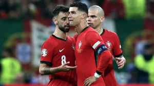 Legendarni Nijemac navijao za Sloveniju zbog sramotne reakcije Ronalda: "On misli samo na sebe"