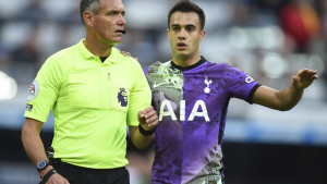 Igrač Tottenhama spasio život navijaču Newcastlea: "Vidio sam samo da leži i da se trese"