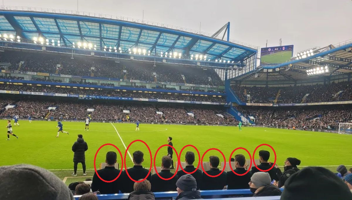 Sahranjen fudbal na Stamford Bridgeu: Sedmorica "čudaka" ponašanjem dok traje meč frapirali svijet